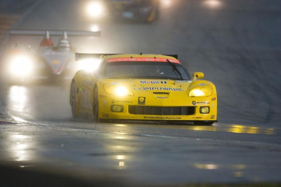  Chevrolet Corvette R 2007 года  (фото 15 из 24)